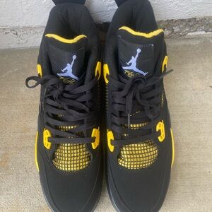 Jordan 4's (READ DESCRIPTION)